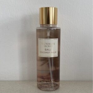 Victoria s Secret