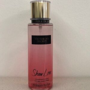 Victoria s Secret